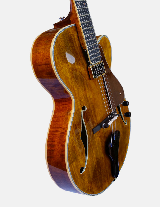 Sabolovic Billie archtop guitar is the perfect jazz guitar in our 16′ range.